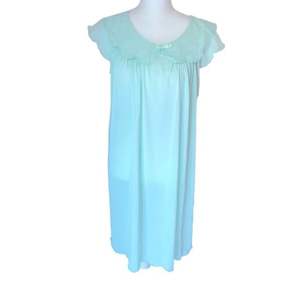 60’s Nylon Nightgown Shadowline Size Medium Lace Trim - Picture 1 of 5